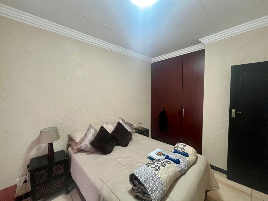 3 Bedroom Property for Sale in Flamwood North West